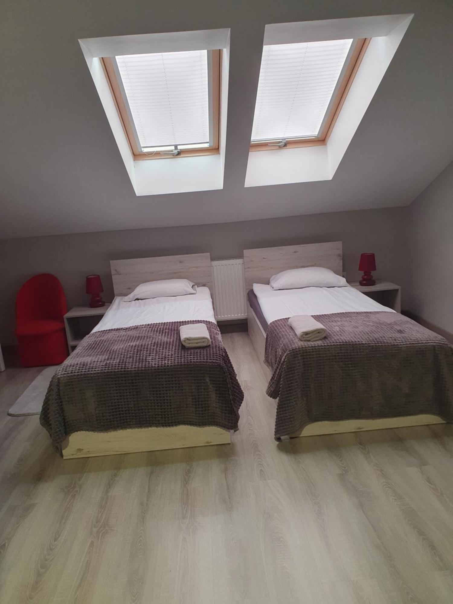 Villa Stajnia Kruki Wola Kaluska Esterno foto