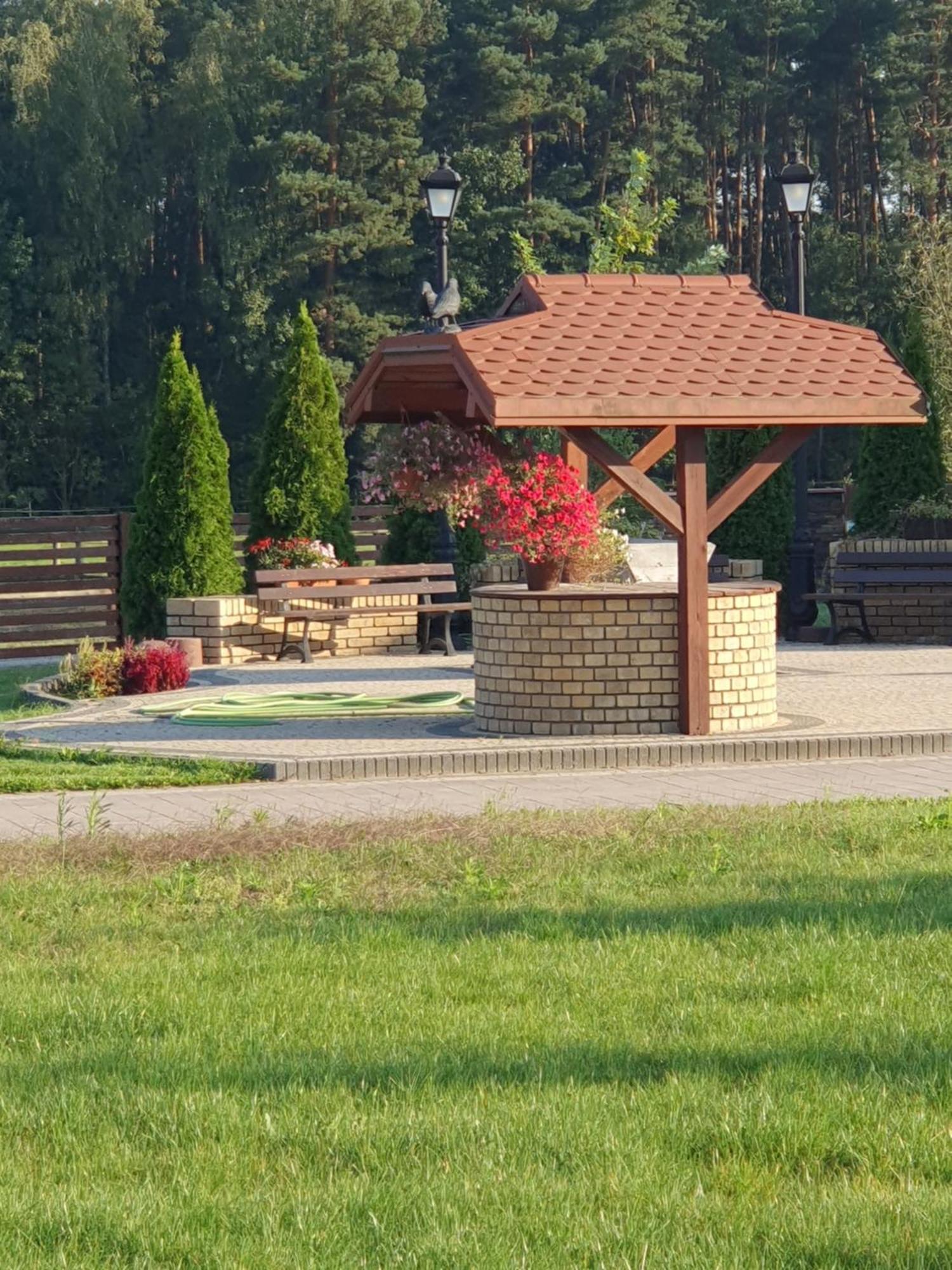 Villa Stajnia Kruki Wola Kaluska Esterno foto